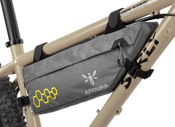 apidura mountain frame pack