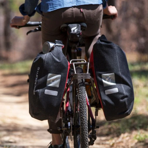 Blackburn Outpost Rear World Touring Rack Brick Wheels