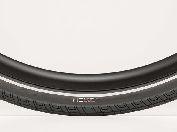 700c hybrid tires