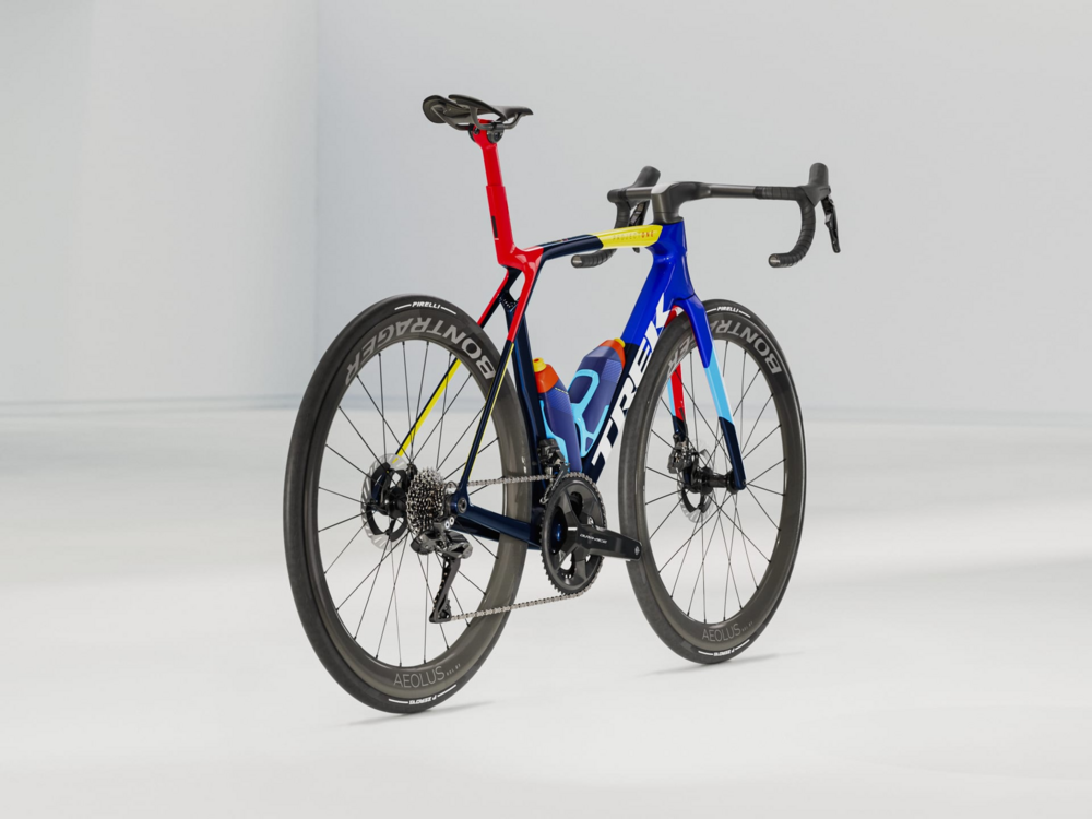 Trek Madone SLR 9 Gen 8 - City Bikes