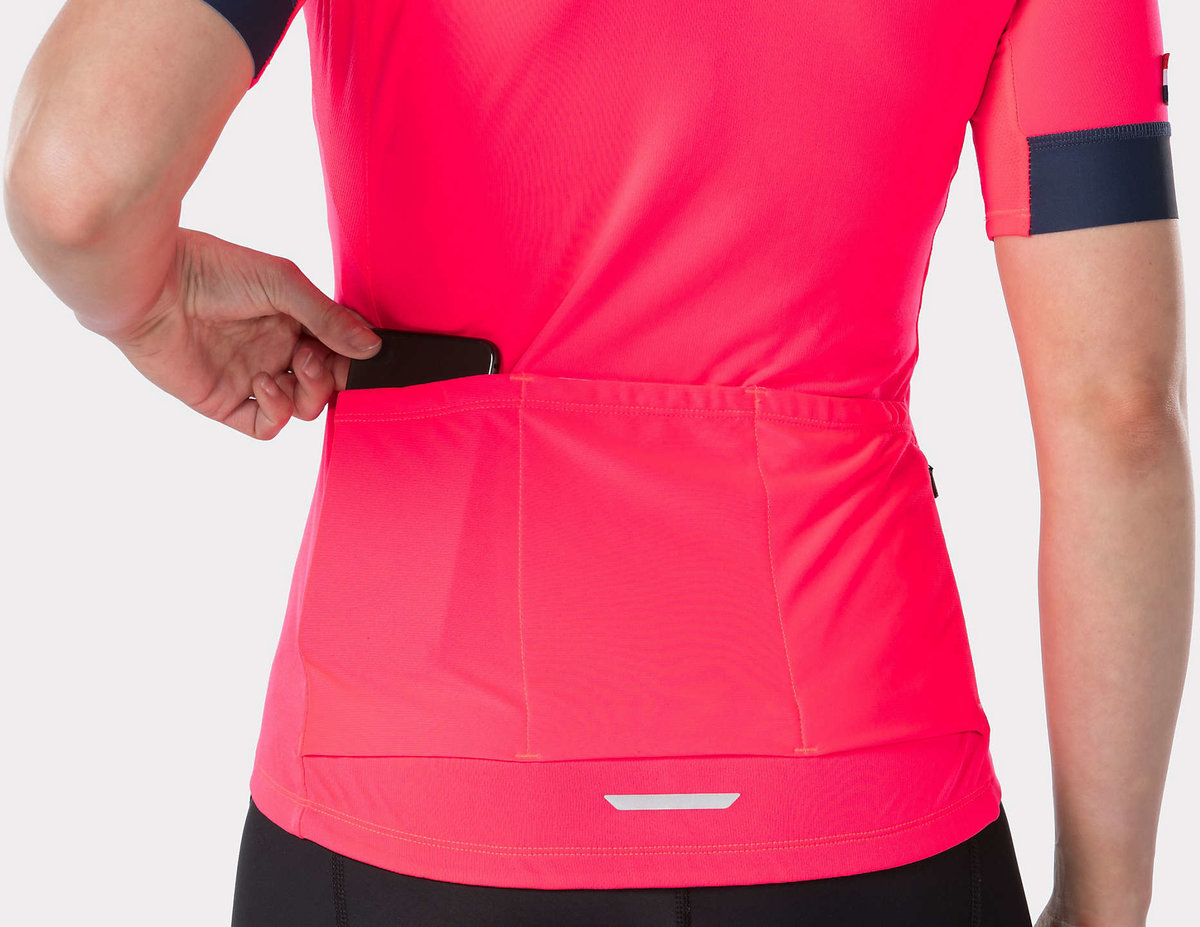 womens cycling top with pockets