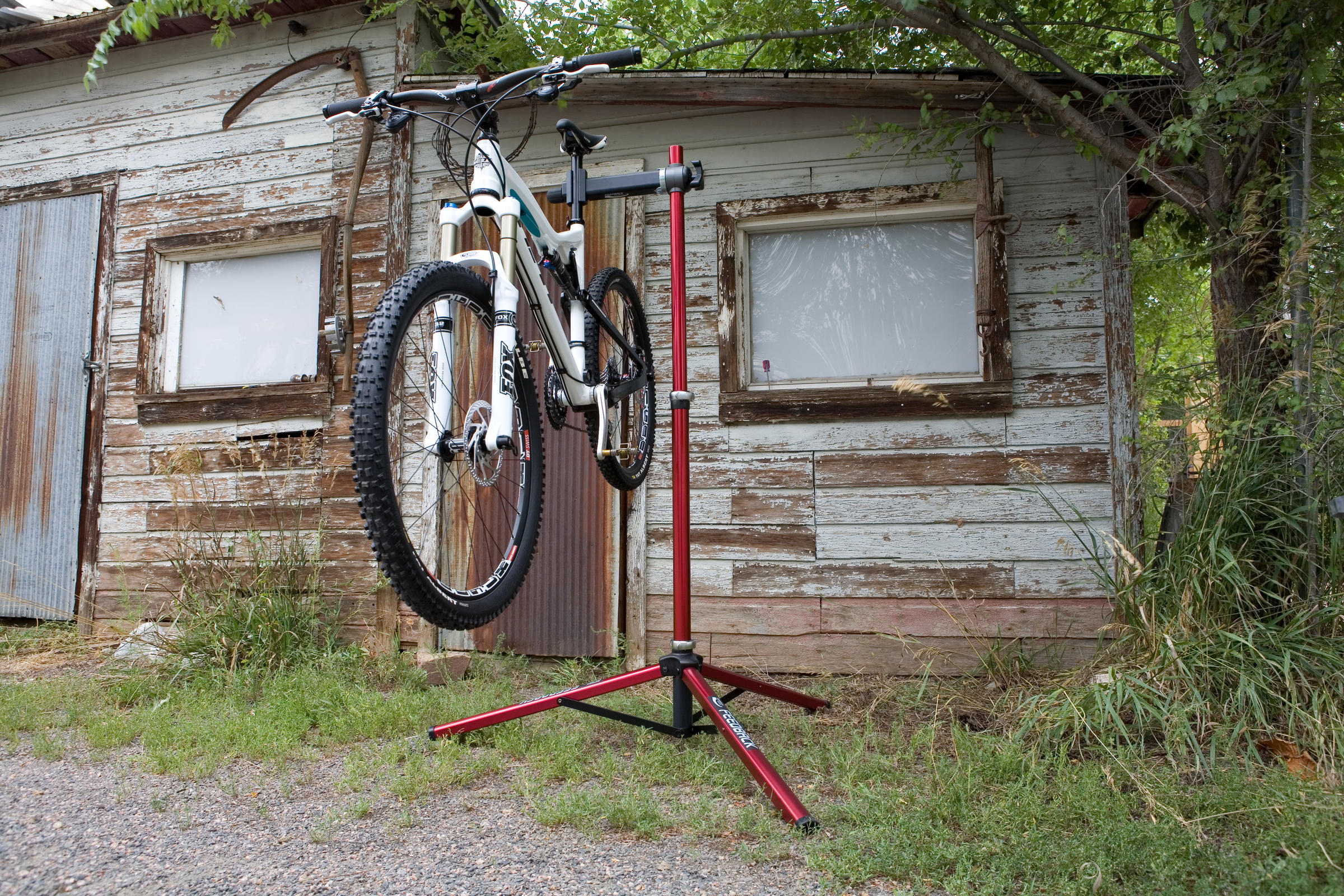 feedback repair stand