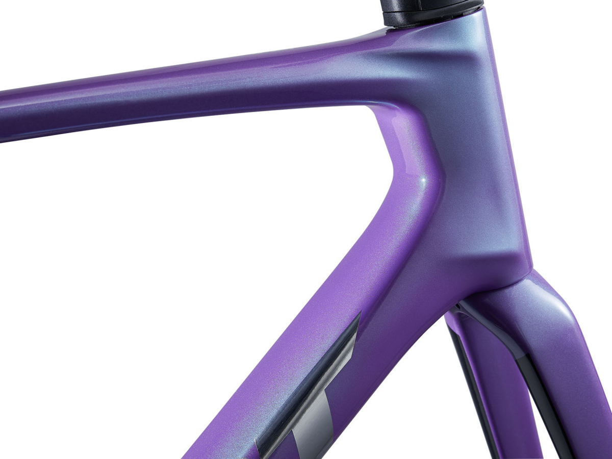 Giant deals defy frameset