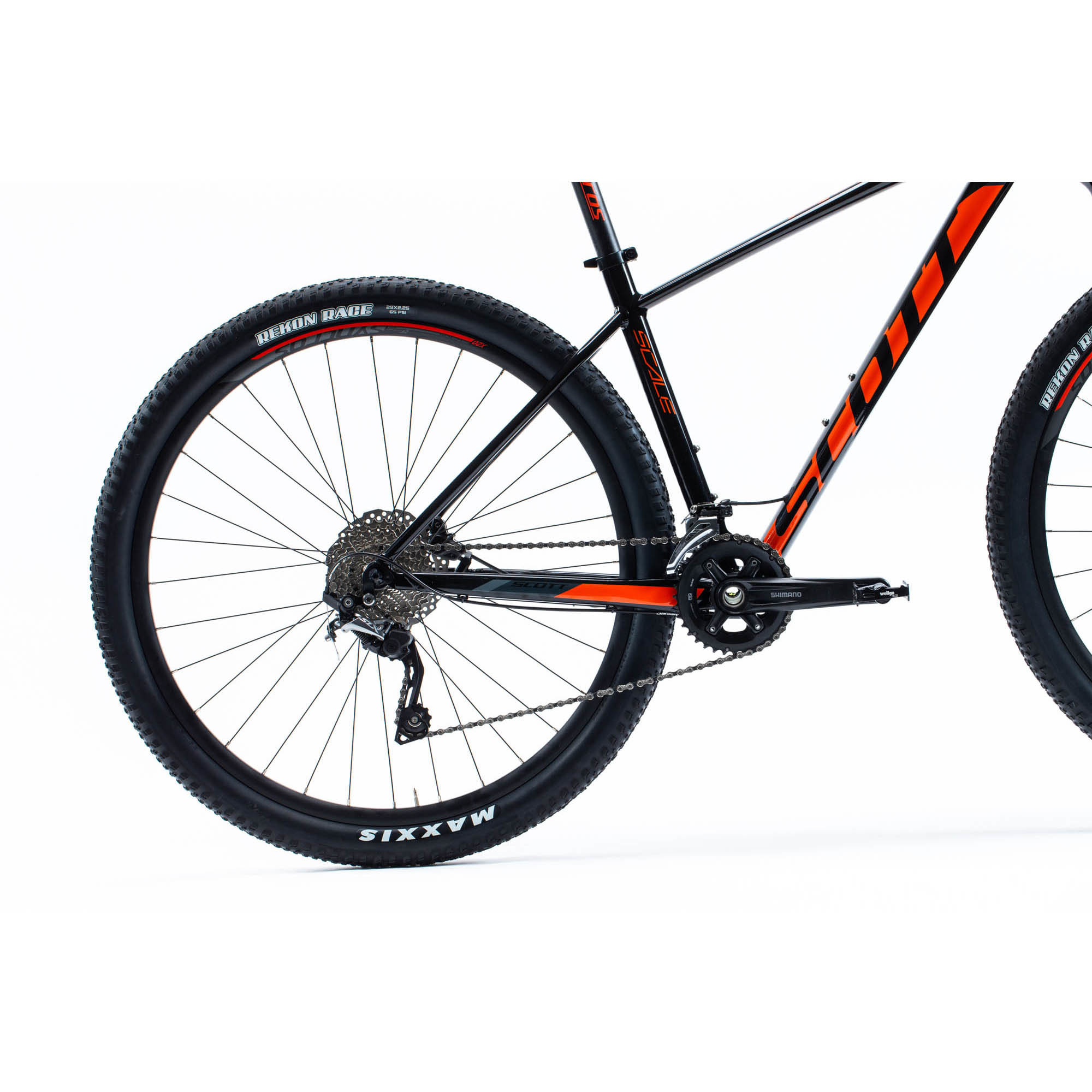 black and orange scott mountain bike