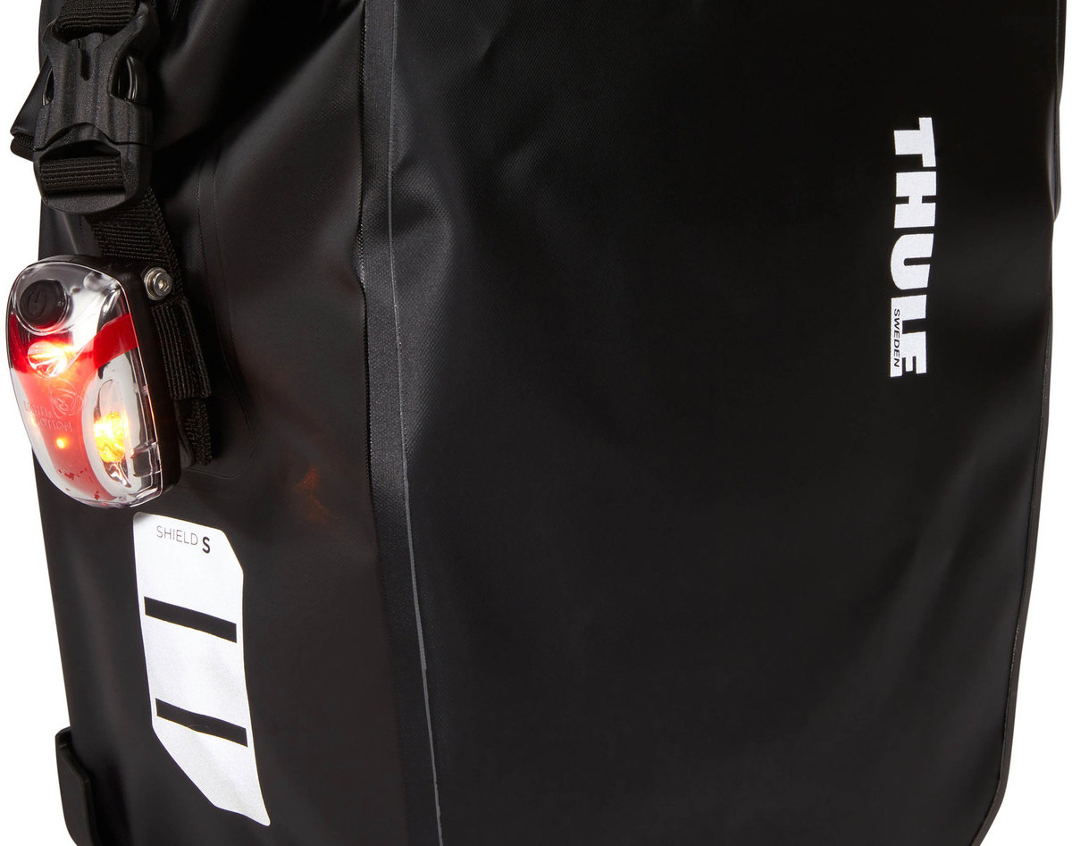 thule shield pannier 13l