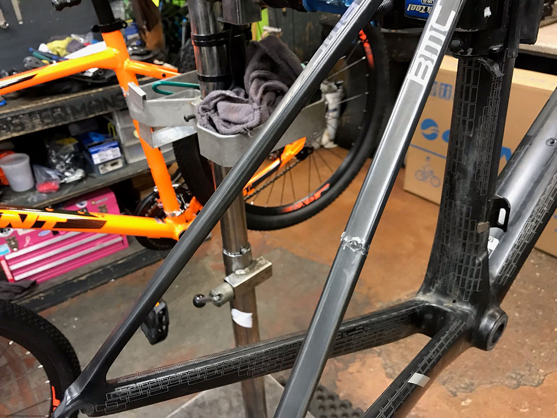 cracked bike frame
