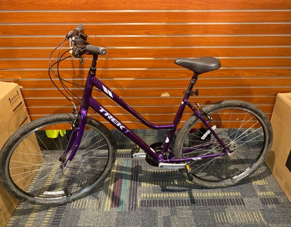 Trek USED Trek Verve 2 Women s Hybrid 21 inch Purple Massachusetts Bike Shop Landry s Bicycles