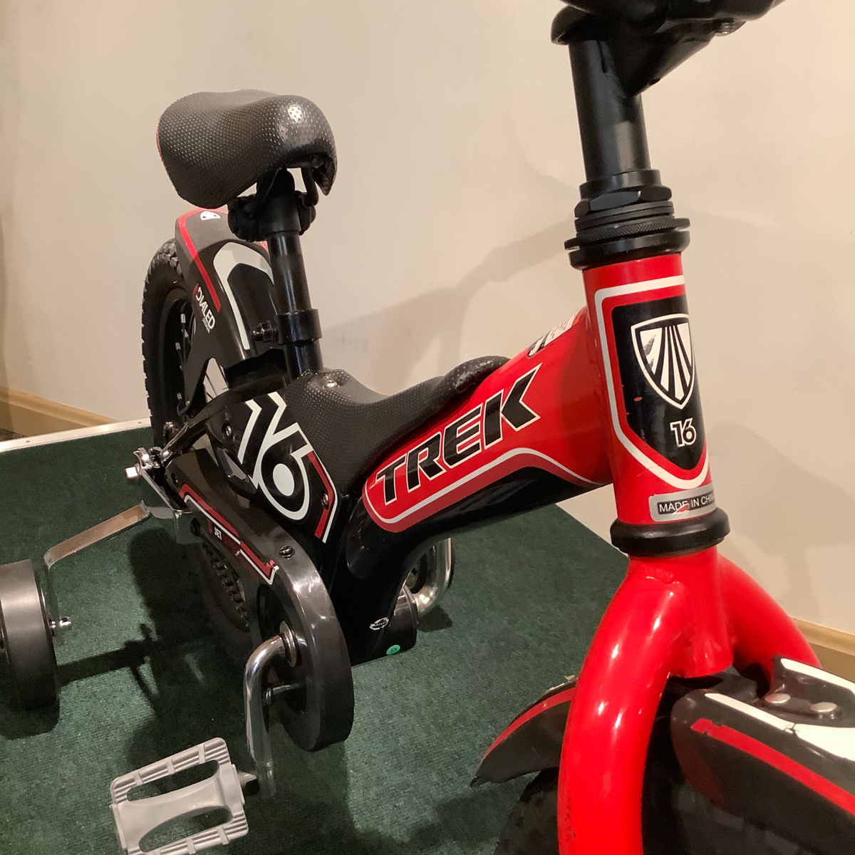 Trek jet 16 bike hot sale