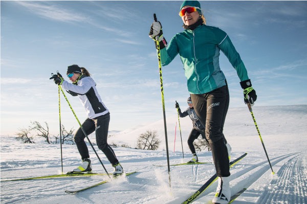 How to cross-country ski