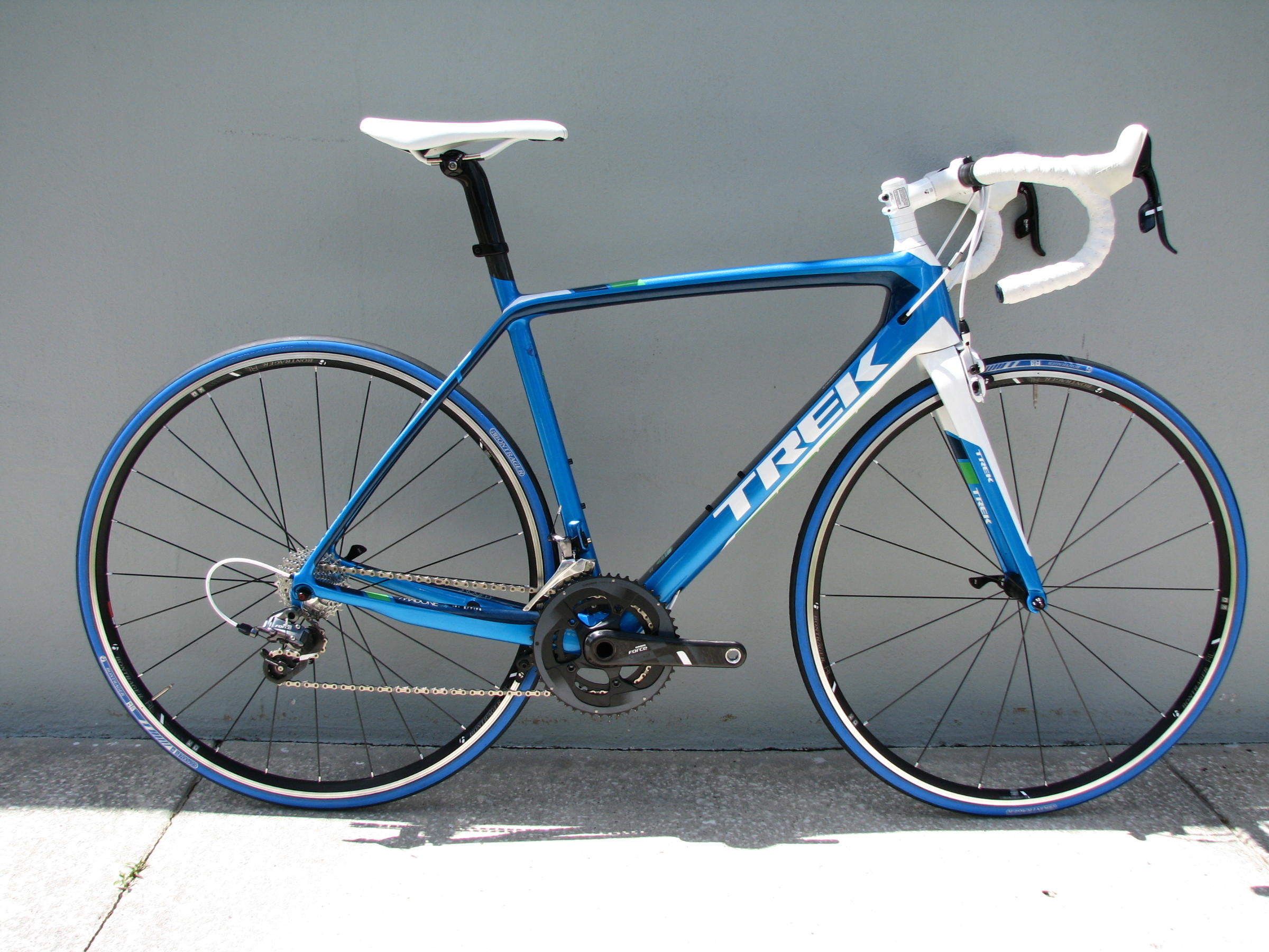 trek madone blue and white