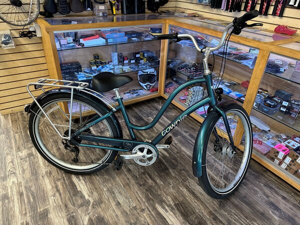 Used Bike Used Townie EQ Lowstep Ocean Blue www.tuckahoebikeshop