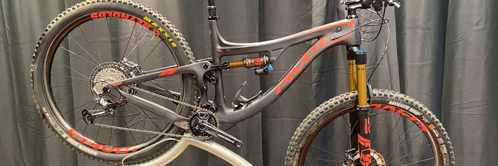 pivot demo bikes for sale