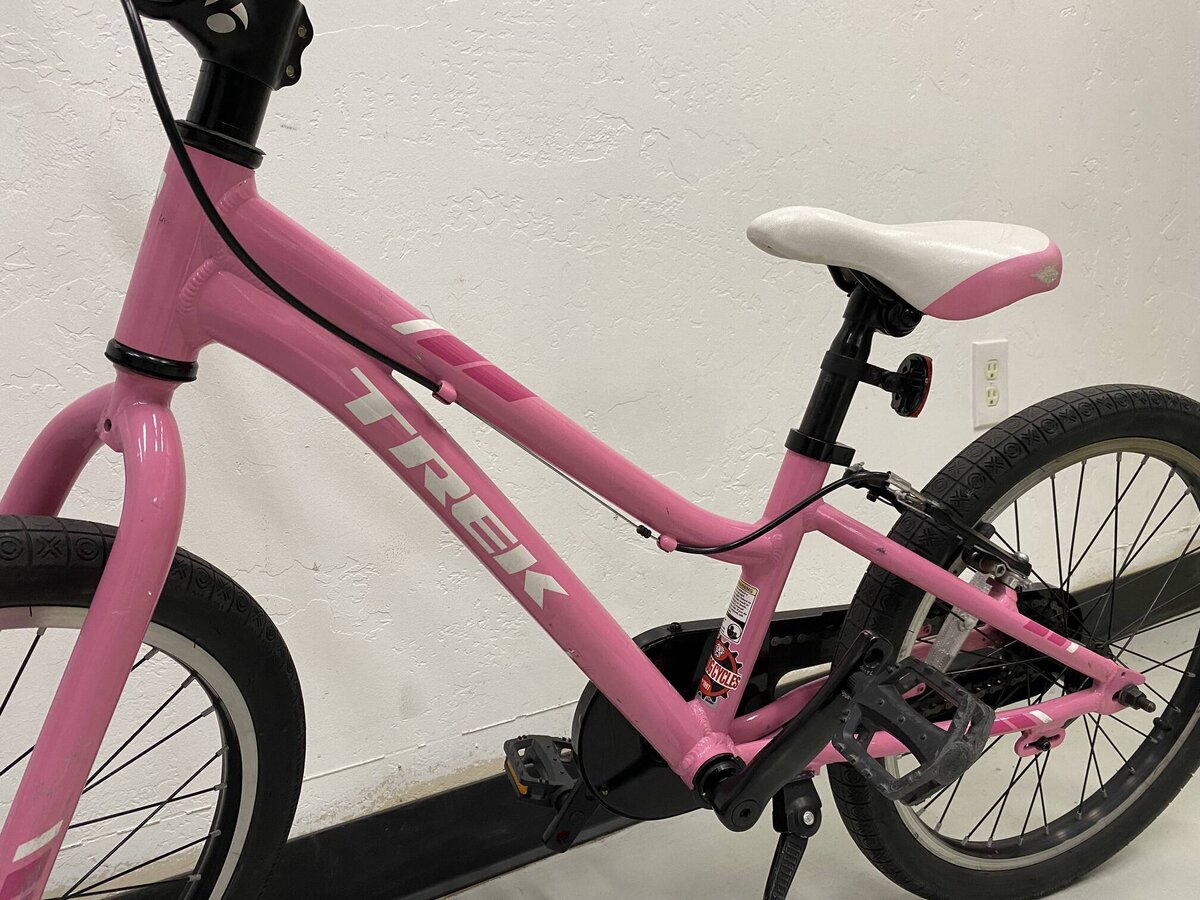 Trek precaliber 20 pink hot sale