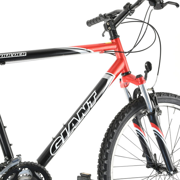 giant boulder fs mountain bike