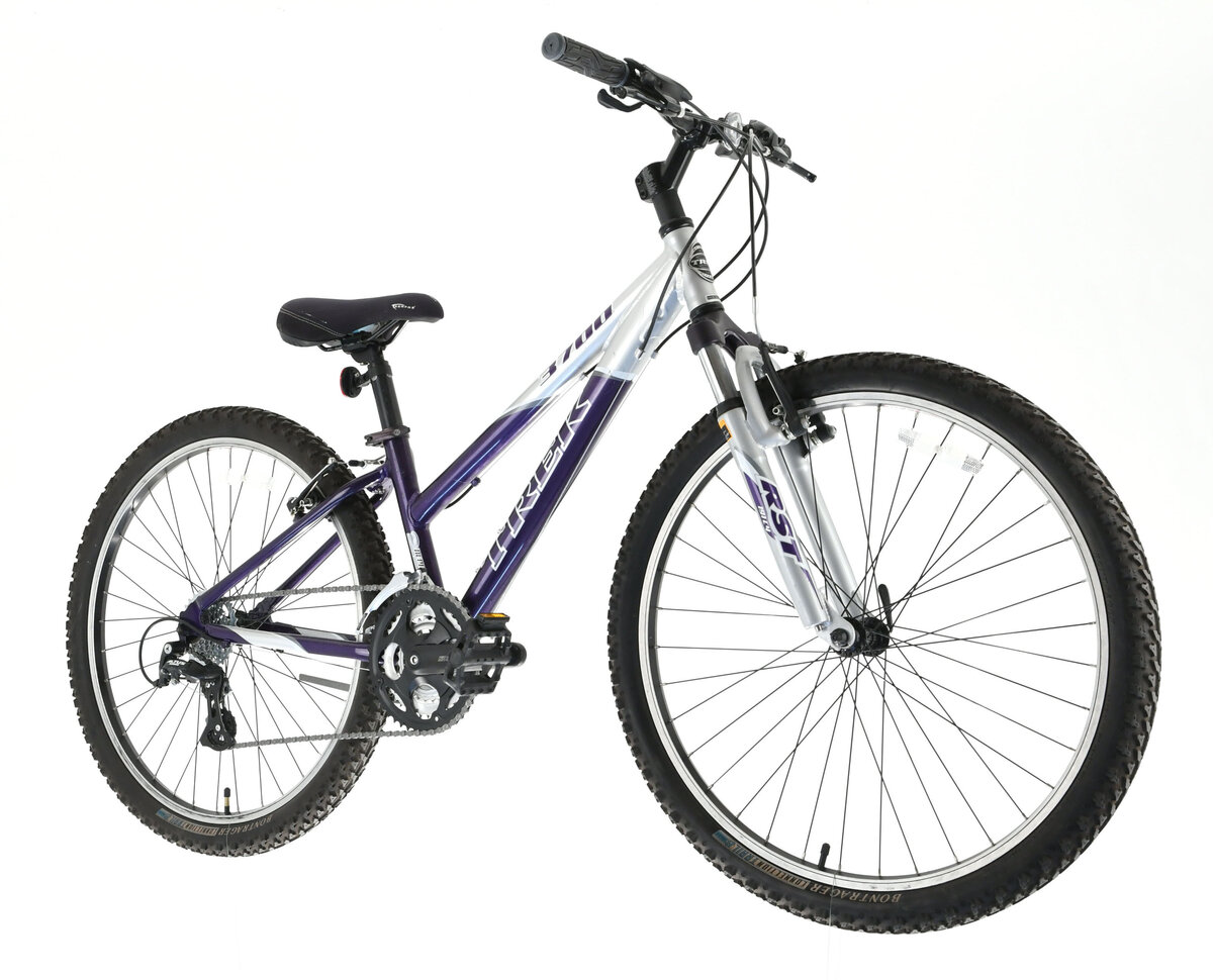 Trek clearance 3700 white