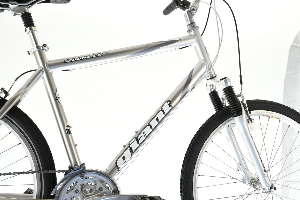 Giant sedona lx outlet bike