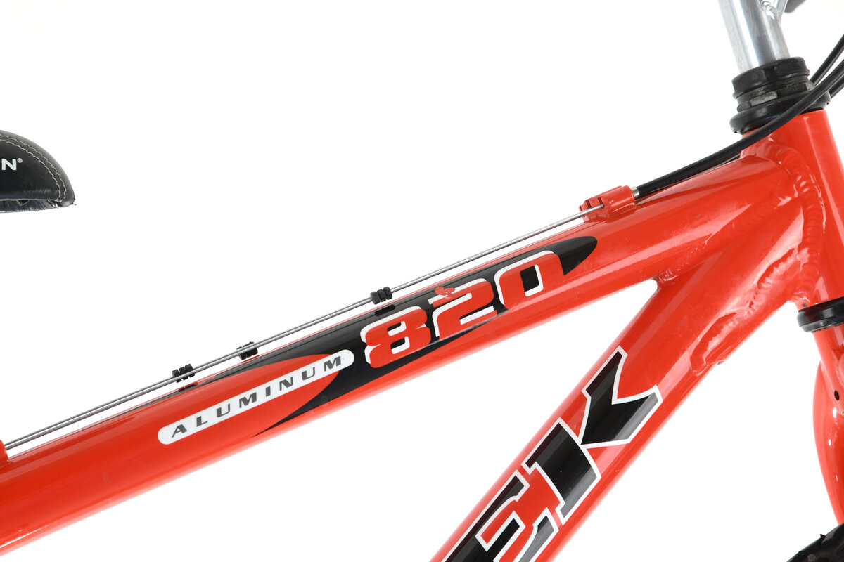 Trek 820 online red