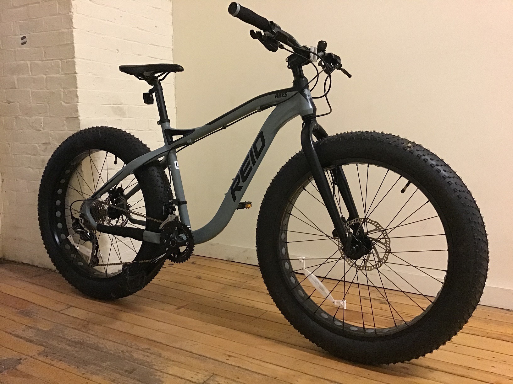 Reid ares cheap fat bike