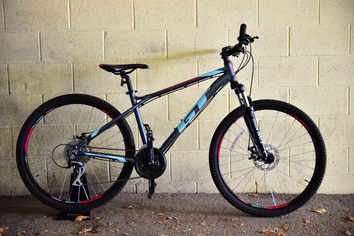 gt laguna pro mountain bike