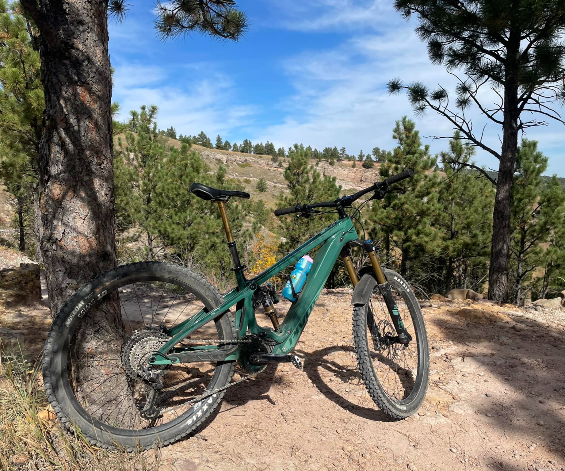 Stratosphere mountain bike discount review