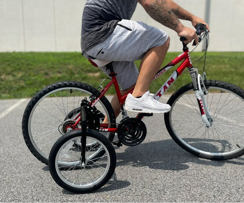 Cycle pregnant training wheels for adults