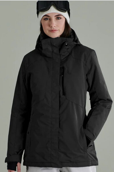 Liquid clearance venture jacket