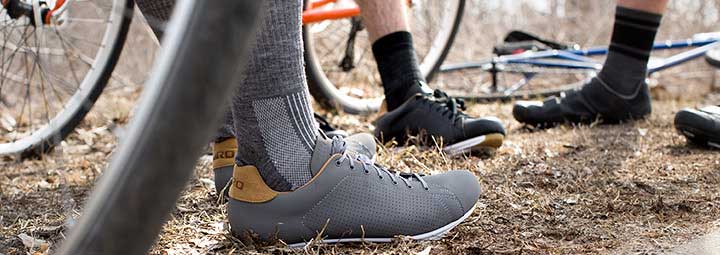 casual bicycle shoes